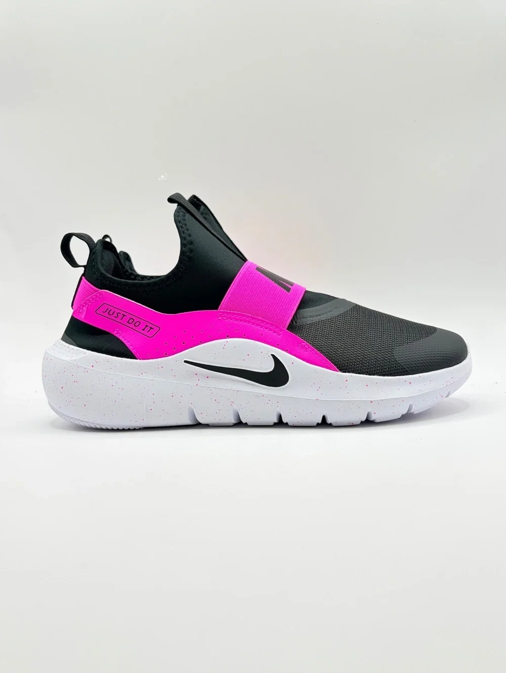 Nike Flex Runner 4 (GS) Athletic Shoes, Laser Fuchsia/Black/White, Size 6Y/7.5W